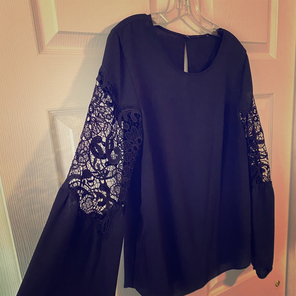 Banana Republic navy blouse size medium